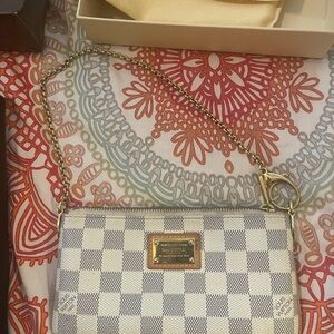 Stylish White and Gray Checkered Clutch with Gold Chain
